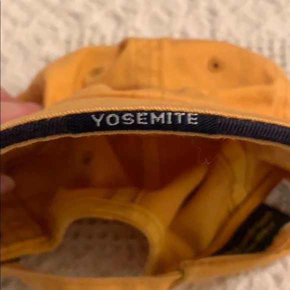 Vintage yellow Yosemite cap - Picture 2 of 4